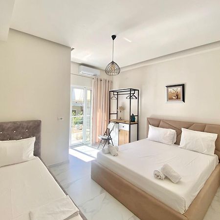 Vila Kleopatra Sarandë 外观 照片
