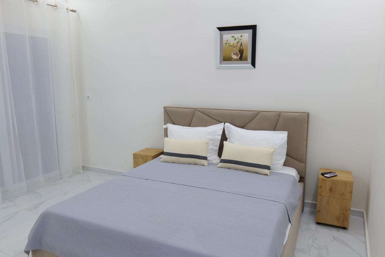 Vila Kleopatra Sarandë 外观 照片