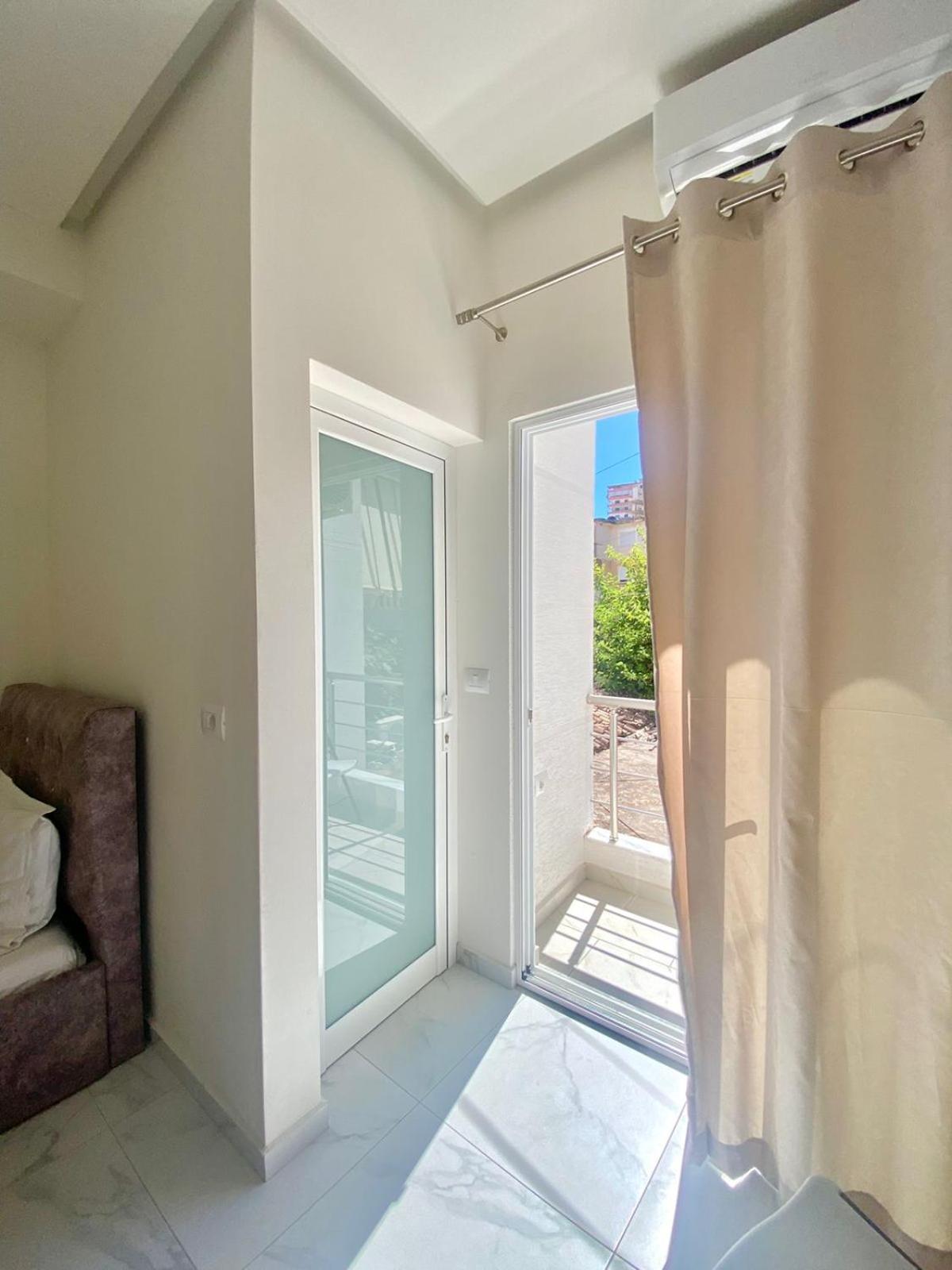 Vila Kleopatra Sarandë 外观 照片