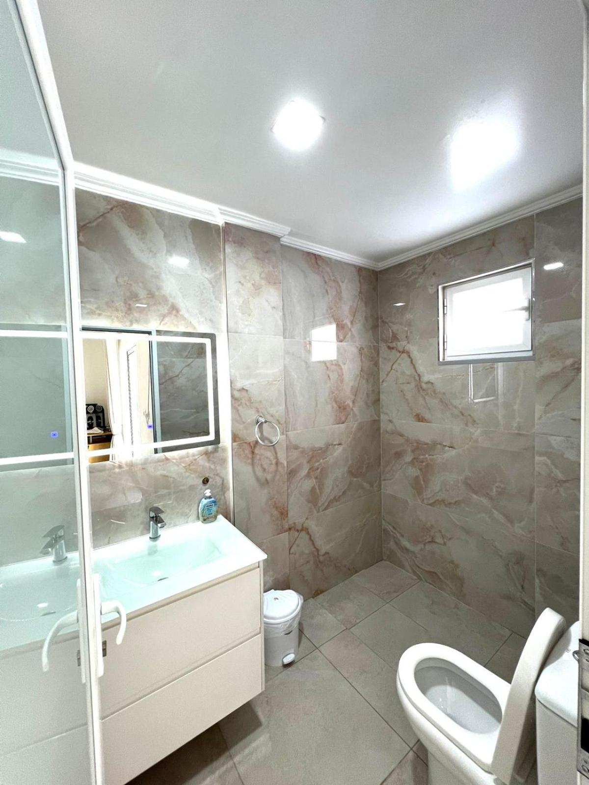 Vila Kleopatra Sarandë 外观 照片