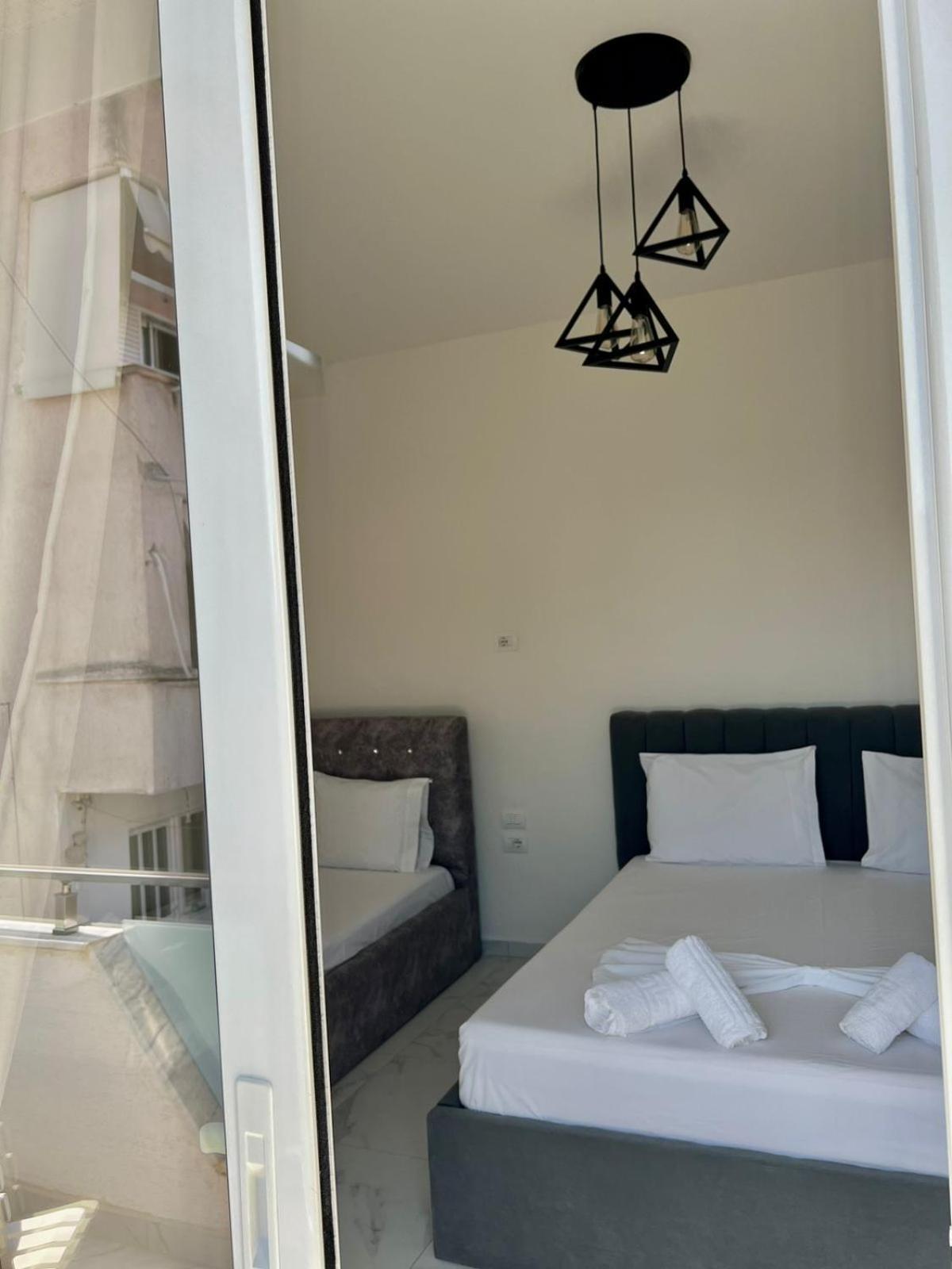 Vila Kleopatra Sarandë 外观 照片